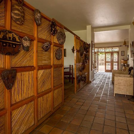 Travellers Rest Hotel Kisoro Exterior photo